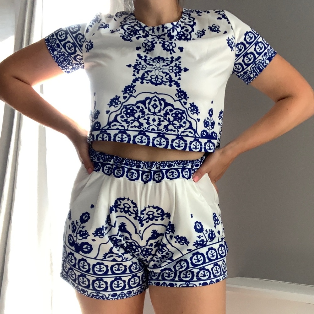 Blue set!